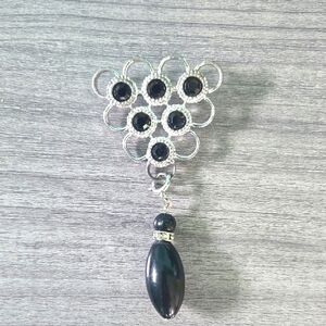 Sarah Coventry Vintage Elegant Silver and Black Pendant Dangle Charm Brooch Pin